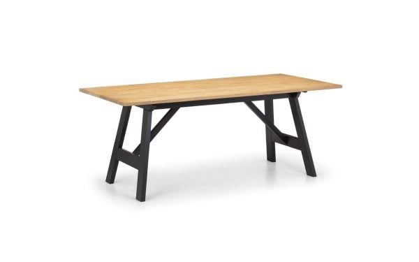 hockley-dining-table